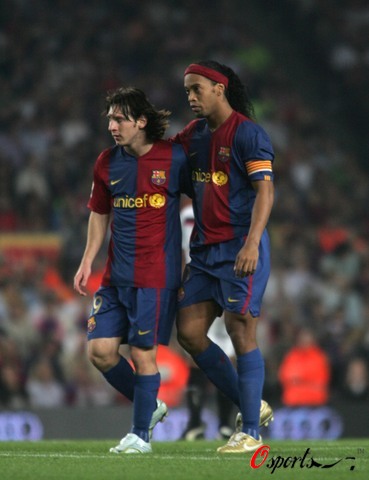 他曾多次表 他曾多次表