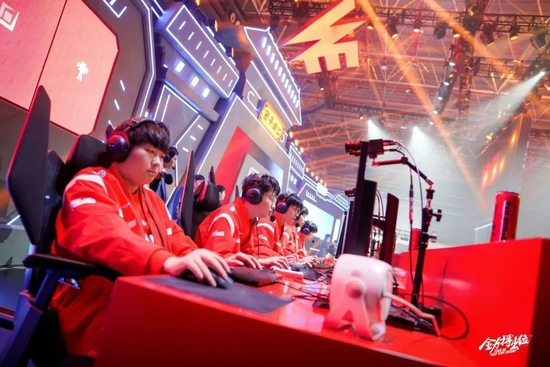 队进攻的枢 队进攻的枢