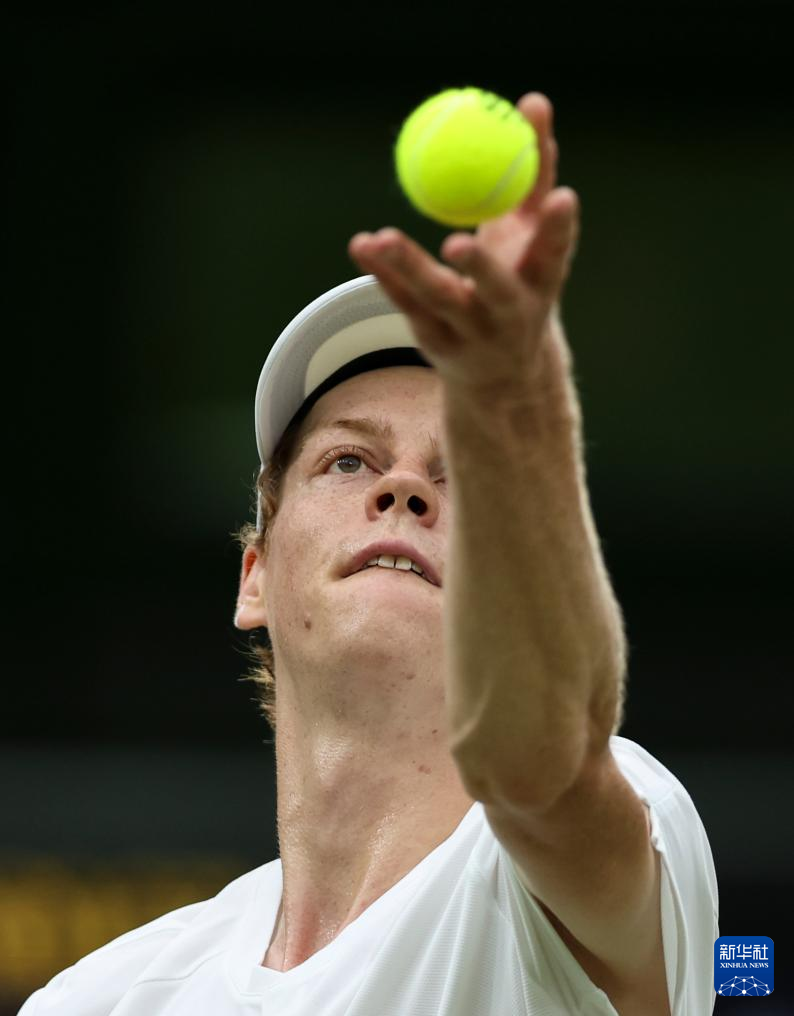 中场缺少高 中场缺少高