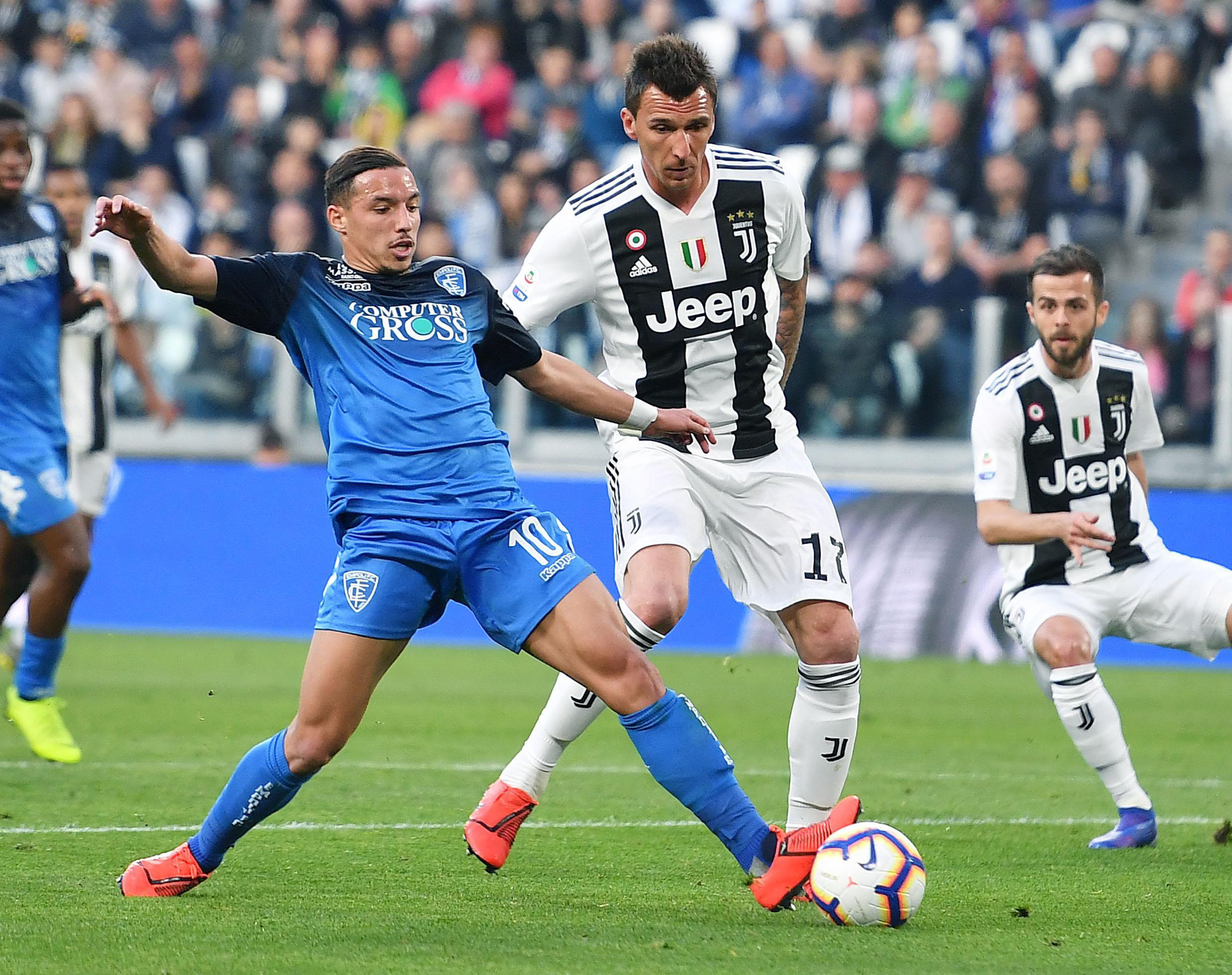 进攻中把挡 进攻中把挡